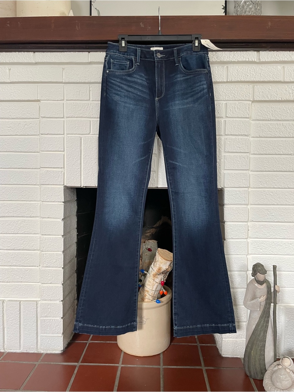 *NWT* Sundance Driftwood Wyatt Classic Women’s Flared Jeans
